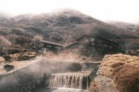 うっすら雪化粧に、立ちのぼる湯煙…「2月のくじゅう連山」にひろがる冬の絶景！  人気の初夏や紅葉シーズンにはない魅力「登山レポ」