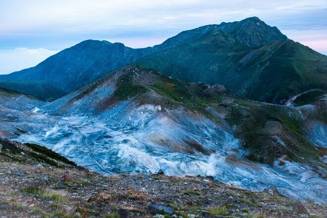【日本一早い秋】世界レベルの山岳観光地！ アルペンルートから 百名山へ「1泊2日・立山の秋を歩く」富山県・2022年の画像008