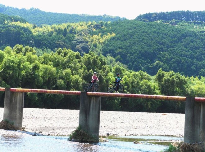 【和歌山県】海・山の風を感じ歴史に思いを馳せながら 注目の世界遺産「熊野古道」に触れる旅  e-BIKEで和歌山 熊野を巡るトレイル【グランドメルキュール和歌山みなべ のアクティビティ「結びビト」体験レポート】の画像011