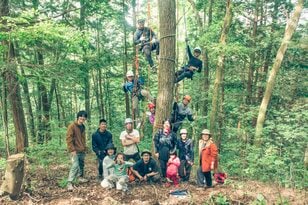 「ロープワークでの木登り」体験！ 先生と道具のおかげ？ 意外と簡単でした “森と本気で遊ぶ”2日間【後編】長野県伊那市