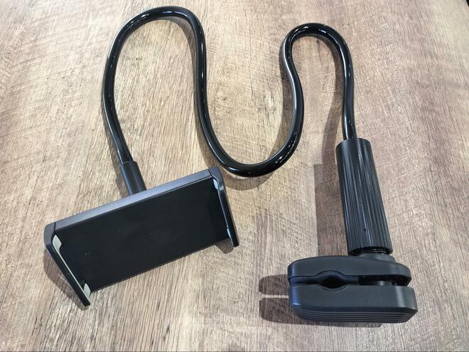 キャンプでも快適「スマホ・タブレット視聴」したい人に！ 「アームスタンド」導入してみた！  “持つ手が疲れる”＆“置き場所に困る”問題のゆくえは？の画像005