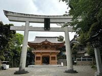  “最強の神が祀られる” として『やりすぎ都市伝説』にも登場！  あばれる君も驚愕した関東屈指のパワースポット！？ 「大甕神社」ってどんなところ？