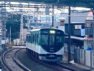 春の陽気に誘われて、伏見港公園から観月橋駅まで宇治川河川敷をテクテク歩き【京阪電鉄宇治線（その2）関西鉄道路線周辺曼荼羅 vol.32】