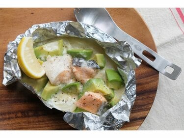 冬キャンプを ホッカホカ に ごちそうホイル焼き を美味しく見せる包み方の秘訣 季節の外ごはん Vol 24 概要 キャンプ 季節の外ごはん Bravo Mountain