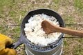 焼肉味のくじら缶と最速アルファ化米を使って石焼き風ビビンバ！【缶詰博士の缶たん”CAN”P料理 vol.14】の画像002