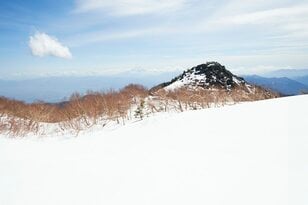 ”気温も表情も緩みっぱなし” 眩し過ぎる雪山風景を楽しむ「春の南アルプス」残雪期登山【南アルプスの日々 vol.11】