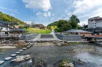 「山口県内最古」600年の歴史ある温泉街がリニューアル！「角島」や「元乃隅神社」からも近い「長門湯本温泉」の魅力とは？