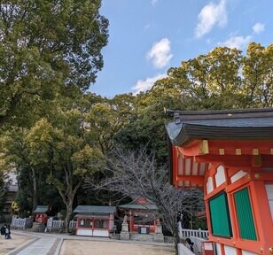 縁結びのパワースポット！  生田神社の「普通のおみくじ」と「水みくじ」Ｗ大吉なのにアドバイスは厳しめで仰天【関西おみくじジャーニー vol.26／兵庫県神戸市】