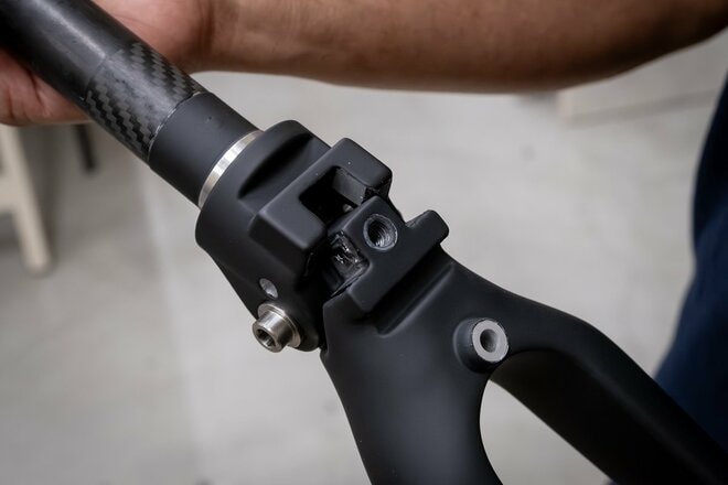 ロードバイク “あきらめ組” も納得の精度＆乗り心地！  メイドイン讃岐のハイエンド折りたたみミニベロ「Tyrell FCX」で、しまなみ海道を走ってみた！の画像005