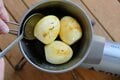 キャンプの大定番＜カレー＞の超お手軽ランクアップ術！ 誰でも簡単に作れる「スパイスサイドメニュー」の画像001