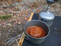 「ハンバーグ・さばカレー・アオリイカ」？  カルディ「変わりダネ缶詰」で楽しむ冬ソロキャンプ「絶品ズボラ飯」の画像002