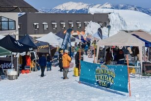 雪山シーズン最後のお祭り「谷川雪山フェス」 4/4(土) ｰ 4/5(日)   今年も開催！ 人気ブランドも多数集まり、最新ギアを実際のフィールドで体験