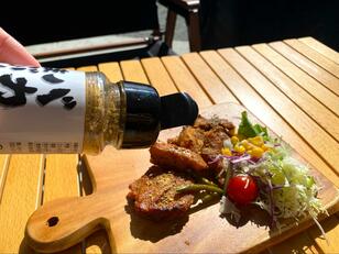 キャンプ好き芸人プロデュース「スパイス＆カレー」実食4選レポ！ 「たけだバーベキュー・バイきんぐ西村・阿諏訪泰義・チュートリアル徳井」簡単でも本格「キャンプ飯」