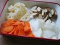 キャンプ料理の「手間と時間を大幅にカット」する秘策！＜自家製冷凍カット野菜＞があると調理がラクラク！【まとめて作って普段の料理にもどうぞ】の画像006
