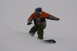 今シーズンはスタートから絶好のコンディション「Mt.T by 星野リゾート」は “首都圏からアクセス抜群” のパウダー天国【旧・谷川岳 天神平スキー場】