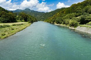 【2021年秋】犀川セカンドシーズン突入直前！「通年釣り可能」殖産エリア本流で「モンスター級」大型トラウトを狙え！