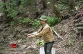 「ロープワークでの木登り」体験！ 先生と道具のおかげ？ 意外と簡単でした “森と本気で遊ぶ”2日間【後編】長野県伊那市の画像005