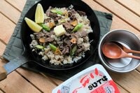 レンジや湯煎なしでもOK！？「パックごはん」お手軽キャンプ活用術【季節の外ごはん vol.20】