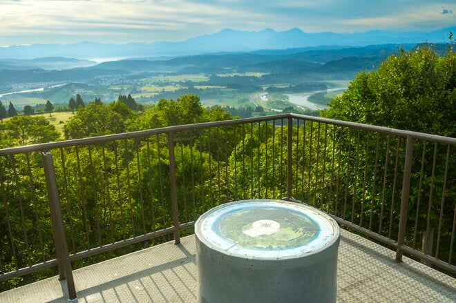 【絶景】“夏と秋の狭間、山里の美景”  田園パッチワークの眺めが見事！ 「山本山」 新潟県小千谷市｜2026年の画像003