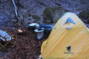 地酒で乾杯！「日本酒ナビゲーター」がすすめる大人キャンプでの「日本酒」の愉しみ方と「山にちなんだ」地酒