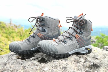 Columbia - 新品 コロンビア ジオテラ アウトドライ エルティーアール23.5 Black コロンビアから“最高峰”の登山靴『ジオテラ アウトドライ』が