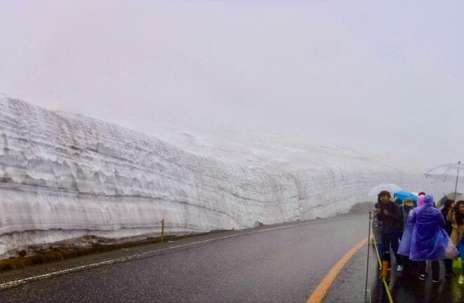 【全線開通55周年】一度は行きたい「春の立山黒部アルペンルート」 圧巻の雪壁「雪の大谷ウォーク」＆「大観峰・雪のトンネル」ほか「現地レポ」の画像002