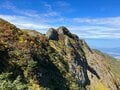 【10月の紅葉絶景】ロープウェイで登れるスリル満点の岩峰ルート「八海山」の画像001