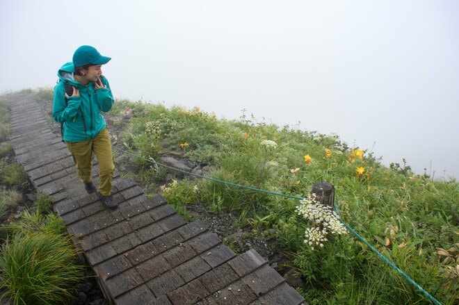 【八方尾根】SNS映え間違いなし!?  幻想的な光景を鏡のように映す「八方池トレッキング」 下山後は山麓のアウトドアショップめぐりも！【長野県・白馬村】の画像009