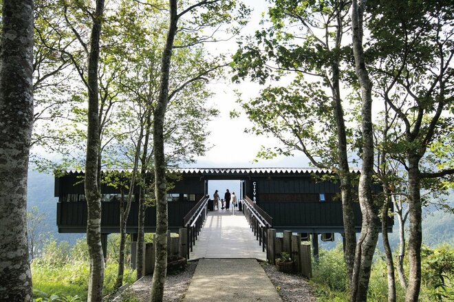 白馬三山と山麓の景色をひとり占め【白馬岩岳マウンテンリゾート】 山頂の「絶景テラス」に大型ブランコ、山肌駆ける「マウンテンカート」の疾走感は病みつき＜長野県白馬村＞の画像003