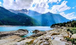 グライエ・アルプスの小さな宝石・魅力満載の秘境の避暑地 チェレソーレ・レアーレ【ブーツの国の街角で vol.36】