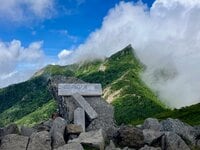 残暑を避けて登りたい「歩き出しから涼しい日帰りがっつりルート」 八ヶ岳・権現岳