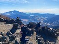 息を呑む「富士山と箱根」のパノラマ絶景！  山頂で名物「なめこ汁」が待つ「初級者向け標準コースタイム3時間」の「金時山」登山レポートの画像004