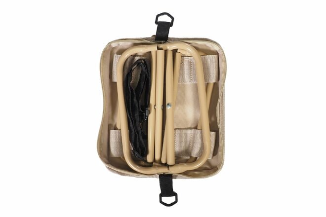 サコッシュ並みの気軽さ！  肩掛けできる超軽量チェア「ショルダー型ポケット付折りたたみチェア」なら、どこでも移動＆パッとひと休み！の画像004