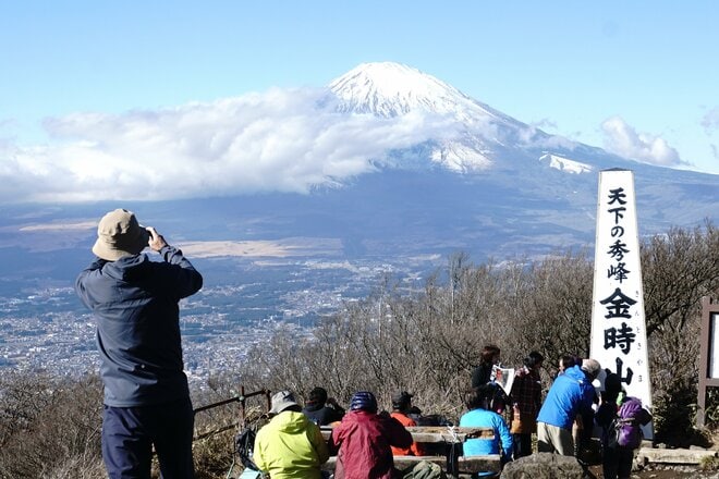富士の絶景まで1時間！「金時山」登山の最短ルート「金時見晴パーキング」から“天下の秀峰”の山頂へ〈登頂レポ〉【神奈川県・南足柄市】の画像002