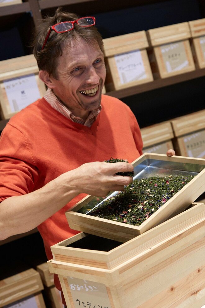 「日本茶を世界へ！」でも、その前に日本人が日本茶のことを知らない！？　フランス人茶商【ステファン・ダントンの挑戦「日本茶に旅をさせるために（1）】の画像001