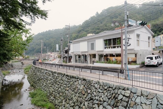 「高尾山でビール」の新定番スポット「クラフトロックタップルーム」に行ってみた！  飽きない「爽快感」生む「一直線の飲み口」こだわりとは？の画像001