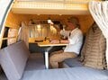 【予算30万＆製作期間2か月半】73歳人気YouTuberが「車中泊仕様にDIYカスタム」したジジイ流・愛車旅の楽しみ方の画像001