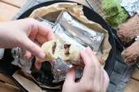 「ホットケーキミックス×フライパン」で簡単！  ”子供と一緒” にホイル焼きケーキを作ろう【季節の外ごはん vol.25】