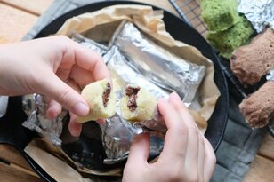 「ホットケーキミックス×フライパン」で簡単！  ”子供と一緒” にホイル焼きケーキを作ろう【季節の外ごはん vol.25】