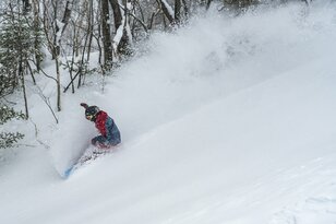 北アルプスの山麓「Mt.乗鞍スノーリゾート」でさらさらパウダーを満喫   “上手くなった”と勘違いする雪質は感動もの！ 【体験レポ】
