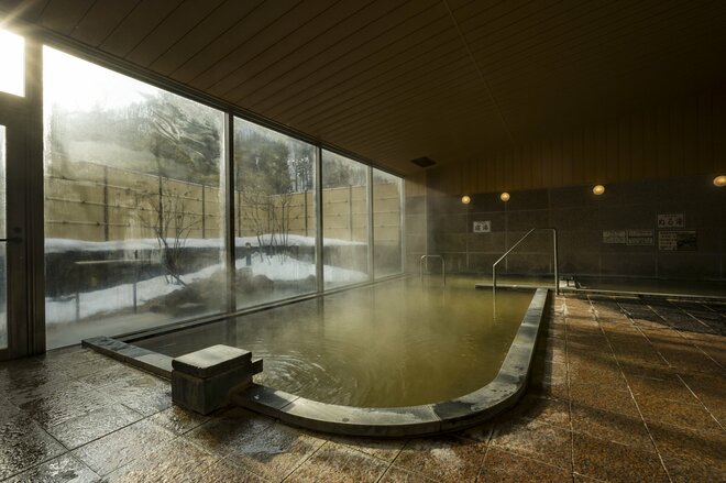 山里の懐かしい景色の中、ローカル列車「大糸線」に揺られ  ～大人気「道の駅」 老舗名湯「姫川温泉」で味わう冬の “おたり旅”～【長野県小谷村】の画像021