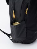冷えたままビールを運ぶ！ サッポロ生ビール〈黒ラベル〉とカリマーのコラボリュック「黒ラベル highlands」と「黒ラベル daypack」新発売！【2023年4月】の画像003