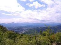 「登山＆ラーメン」の最強コンボ！ 秩父「宝登山」の頂上絶景と行列『珍達そば』の好アクセス・低山ハイキングの「メリット活用」どっちも満喫レポ