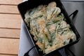 “キャンプに卵焼き器”が便利？  カリっとモチモチ食感「桜えびとニラのチヂミ」【季節の外ごはん vol.41】の画像007