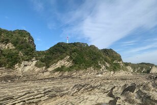 魚種が豊富で大型サイズも狙える大人気の釣りフィールド「磯」からのルアー釣り！「 安全装備・注意点・便利グッズ」とは？