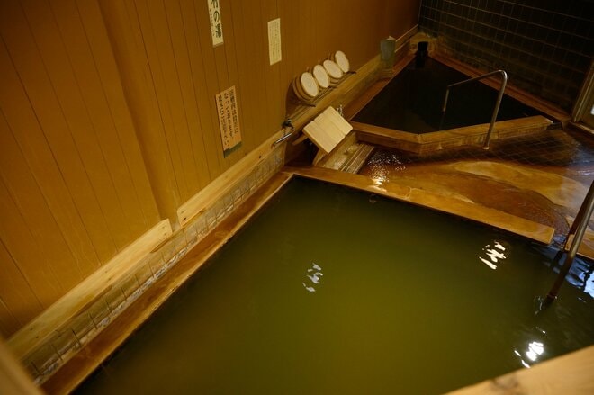  活火山“霧島”の麓に息づくパワースポット「霧島神宮」  西南戦争の負傷兵を癒した妙見温泉の名湯「キズ湯」を堪能【鹿児島県霧島市】の画像011