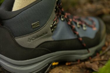 Columbia - コロンビア Columbia トレッキングシューズ 防水 ローカット Columbia 2025春夏 コロンビア スティーンズピーク ツー アウト