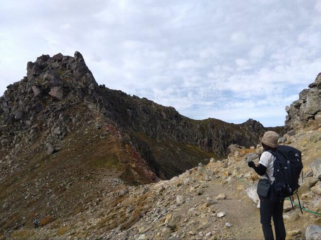 紅葉シーズンの北アルプス登山に、日本百名山「焼岳」！  山頂からはパノラマ展望・ピストン約5時間・マイカーアクセスもOK「現地レポ」の画像003
