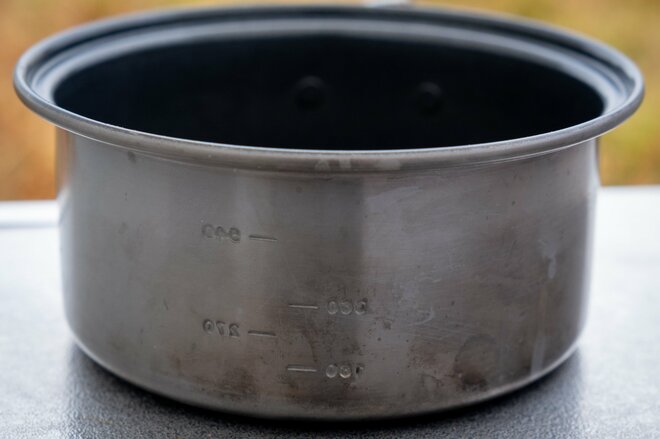 今年の新米もう炊いた？  エバニューの “モバイル炊飯器” なら焚火でもコゲつきなし＆「コツ・ワザ」いらずで炊飯OK！「U.L. Alu Pot 700」レポートの画像002
