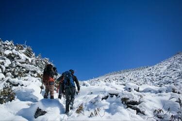 雪山ビギナーでもOK！ 「北八ヶ岳」絶景スノートレッキング「渋の湯登